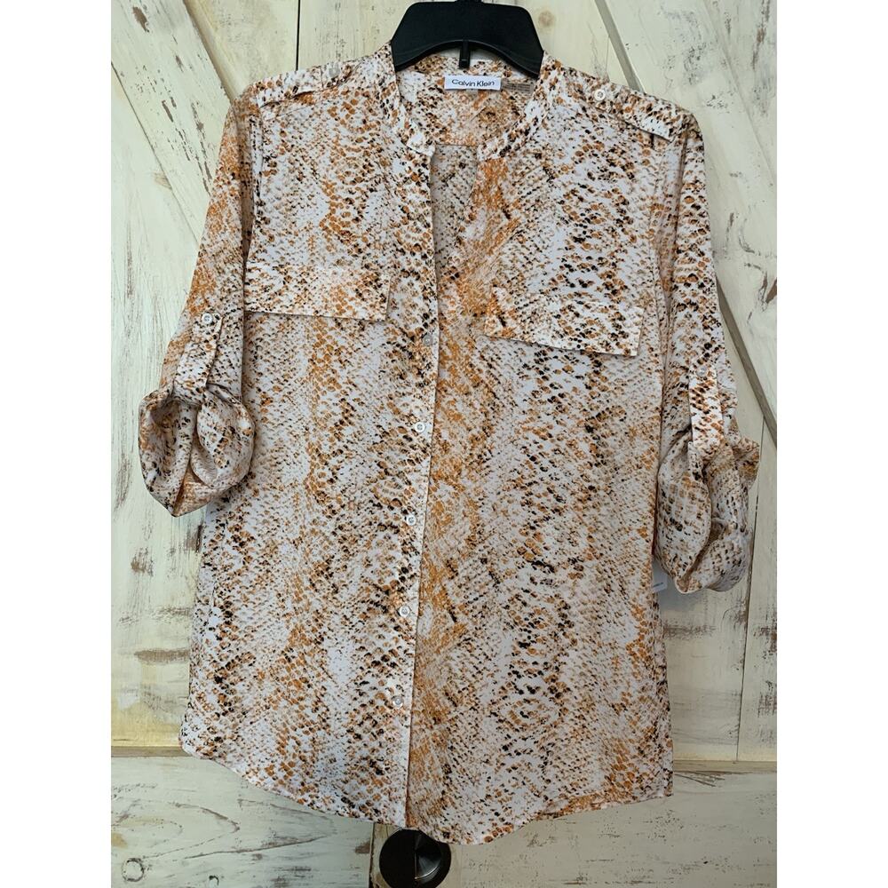 Calvin Klein Women’s Roll Tab Sleeves Blouse V Neck Orange Snake Print Size XS‎